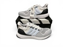 Men’s Size 10 Adidas UltraDream DNA White/Black (JS0320)