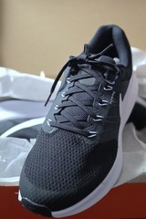 Nike Swift 3 Men’s/women’s Breathable Mesh Lace Up Running Sneakers Black/White