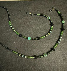 Beautiful handmade Eyeglass Chain – 30.5 inches long – Green & Black Glass Beads