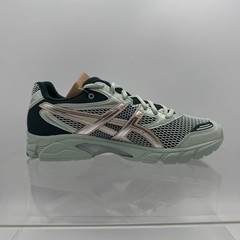 Brand New Asics Gel-DS Trainer 14 Lichen Rock Silver 1203A607-300 Men’s Size 9