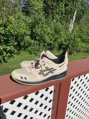 Asics Gel Lyte III Shoes Size 11 Cream Pink Black