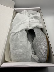 Dream Pairs Women’s Debbie Silver Glitter Low Wedge Pumps