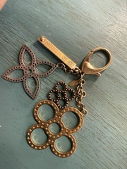 Louis Vuitton Women’s Metal Key Chain Gold/Silver Logo Chain Charm