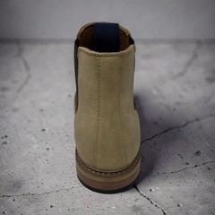 Madden by Steve Madden Memille Mens Size 10.5 Taupe Suede Chelsea Boots NWB