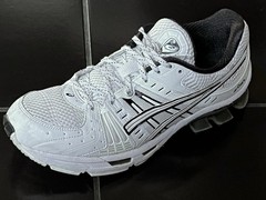 ASICS GEL-KINSEI OG [1022A111-100] White Silver Running Shoes Women’s Size 8