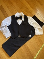 Boys Size 5 Dark Gray Vest Set Shirt Bow Tie Vest Pant Set
