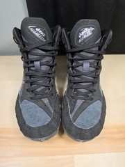 ASICS Aggressor 6 Black Pure Silver Size 7.5 – 1081A067-001 Lightly Used
