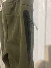 Nike Tech Fleece Jogger Pants Olive Green HV0959-222 Men’s Size Medium 396