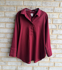 Chico’s Long Sleeve Half Button Collared Burgundy Pullover Shirt Size 1 (8)
