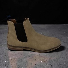 Madden by Steve Madden Memille Mens Size 10.5 Taupe Suede Chelsea Boots NWB