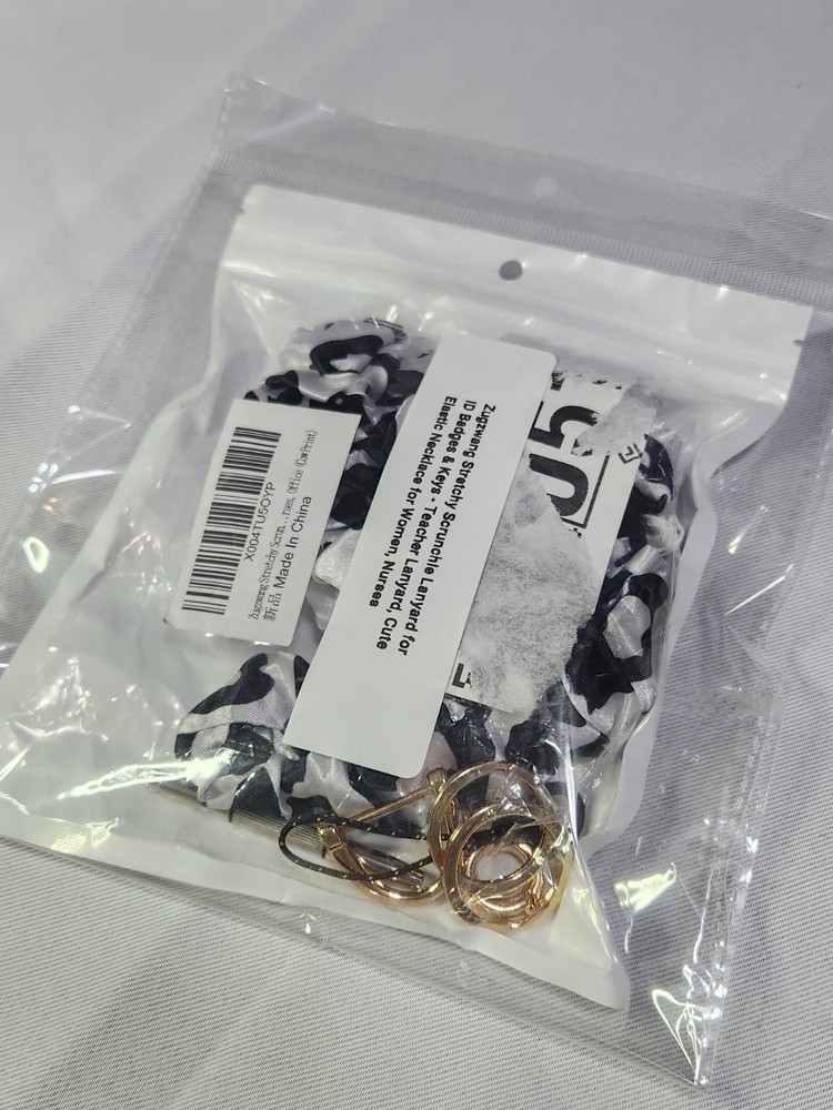 Zugzwang Detachable Scrunchie Lanyard Black White Camouflage Gold Tone