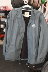 Vans Torrey Coach Jacket – Color Gray – Size Large – Excellent Condition