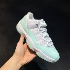 AJ 11 Low ‘Igloo’ Sea green 2025 AH7860-103