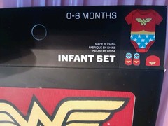 Justice League DC Comics Wonder Woman Infant Set 0-6 Month Bodysuit Booties Hat