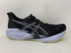 Men’s Asics Novablast 5, Black/Blue Fade, 13 D Medium US