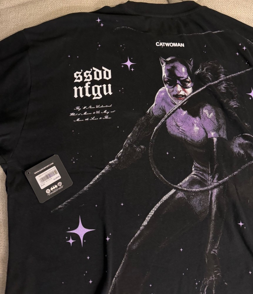 Darc Sport CatWoman Side By Side Series Oversized Tee XL