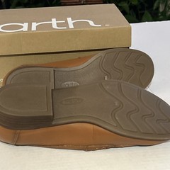 Earth Elona Leather Slip-On Loafers Women Size 9M Brown Cognac Color New