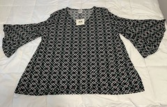 AK Anne Klein 2X Geometric Print Blouse Black Green White Flowy Top Plus Size
