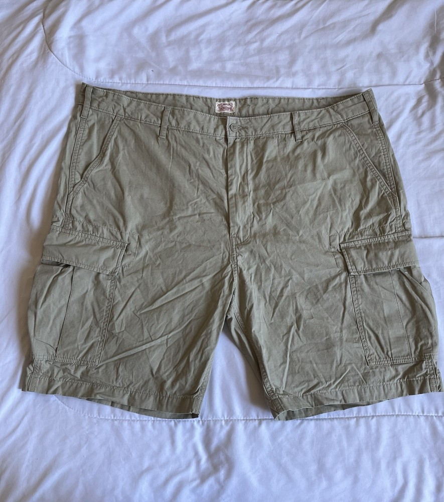 Levi’s Cargo Shorts Mens Beige Khaki Cotton Pocket Casual Workwear Size 46