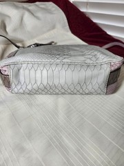 Designer GUESS hand bag with shoulder strap