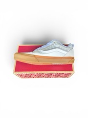 Vans Knu Skool Men’s White/Gum Canvas Sneakers US 10 M Lace-Up New w/ Box