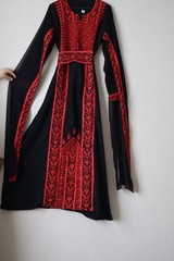Traditional Palestinian / Jordanian Embroidered Thobe Kaftan Dress Black – SARAH