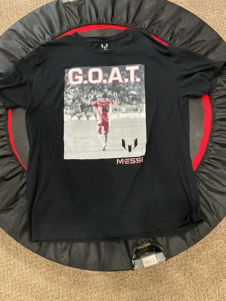 Lionel Messi Graphic T-Shirt Men’s Size XL GOAT Soccer World Cup