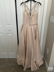Beautiful Ball Gown Prom Quinceañera Champagne Women’s Dress