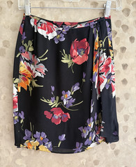 Linda Allard Ellen Tracy Black Floral Silk Wrap Skirt Petite 2