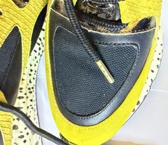 Steve Madden Barra Men’s Sz 10 Yellow Black Animal Print Sneakers Preowned Good