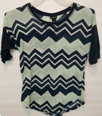 rue 21 medium shirt blue aqua chevron knit short sleeve round neck
