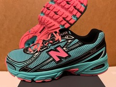 New Balance 740 Cyber Jade South Beach Miami Vice Blue Pink U740EG2 Sneakers