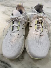 ASICS Men’s Gel Nimbus 26 Sneakers White/Birch, Size 11.5US W