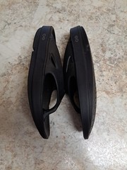 Oofos Thong Sandals Black W 8 MALE 6 Excellent Condition Returns Accepted