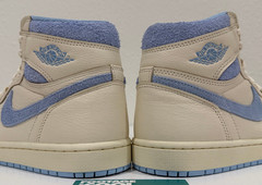 NIKE AIR JORDAN 1 RETRO HIGH OG PALE IVORY PSYCHIC BLUE LACE / HAIR CLIPS 9.5 8