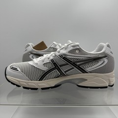 Brand New Asics Gel-DS Trainer 14 1203A607-105 White Honey Beige Men’s Size 9
