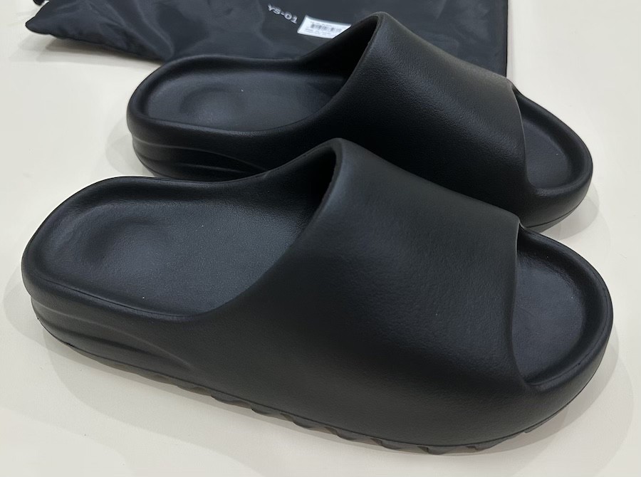 Yeezy Slides Black YS-01 Men’s Size 9