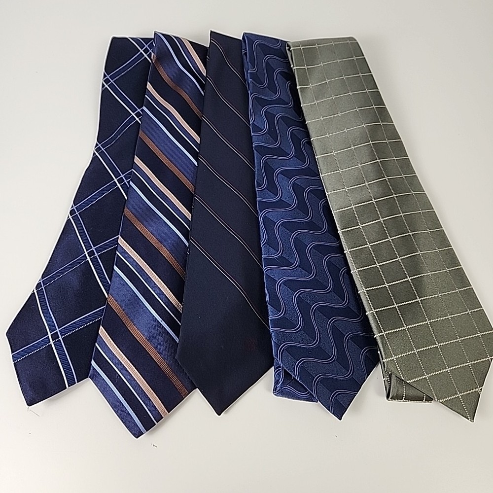 Lot Of 5 Vintage Men’s Silk or Silk Blend Neck Ties Michael Kors Tommy Hilfiger