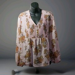 Ophelia Roe Pink Paisley Chiffon Polyester Pleated Button V-Neck Blouse M