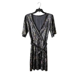 Nasty Gal Mini Faux Wrap Dress Women’s Size 2 Shiny Short Sleeve Belt Fit Flare