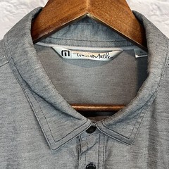 Travis Mathew Men’s Four Button Gray Short Sleeve Golf Polo Shirt Logo Size XL