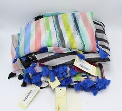 Wholesale / Closeout Quality Lot 50 New Wrap Scarves Shawls Random Assorted Lot