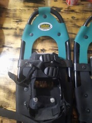 Cabellas 9×24 aluminum and plastic Snow Shoes Alaska Outfitter