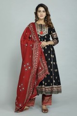 Women Viscose Rayon Kurta Pant Dupatta Set