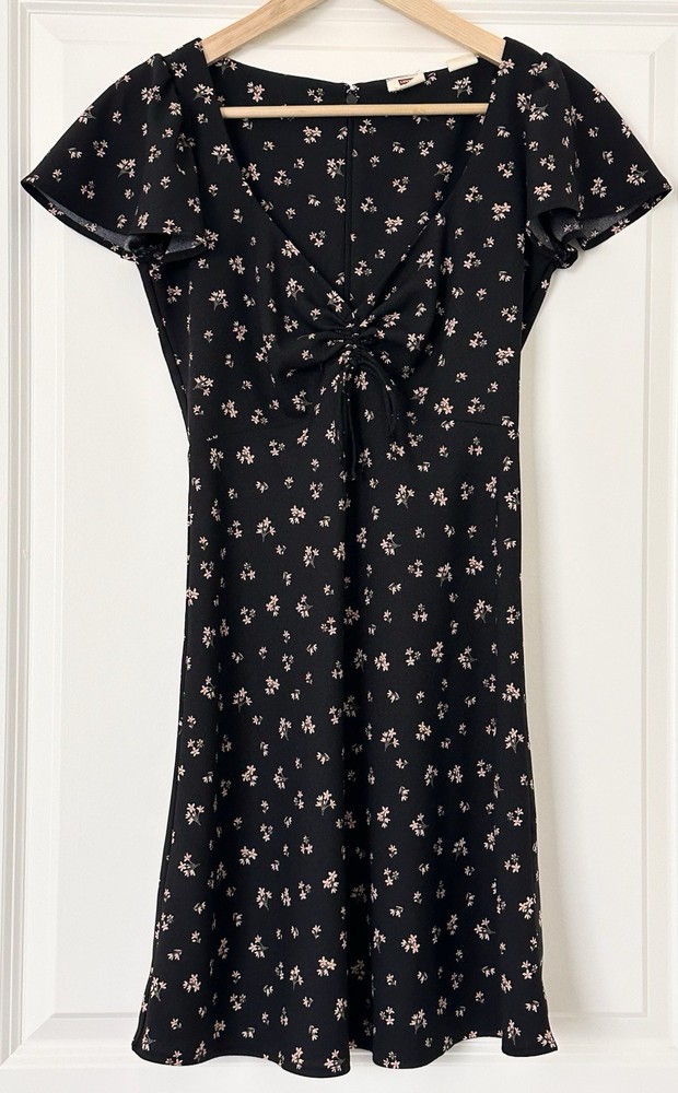 Levi’s Black Floral V-Neck Flutter Short Sleeve Fit & Flare Short Dress Sz XS