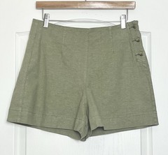 Lila Ryan Linen Blend High Waisted Shorts Size 6 Olive Green Side Button