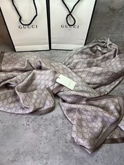 GUCCI SCARF SHAWL AUTHENTIC 100% SILK BEIGE BROWN CLASSIC LOGO LIGHT WEIGHT