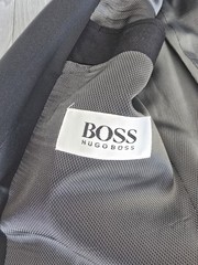HUGO BOSS Black One Button Tuxedo Jacket 38L Long 100% Virgin Wool Germany