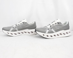 On Cloudeclipse Running Sneakers In Alloy/White – Men’s Size 12 (3MD30092547)