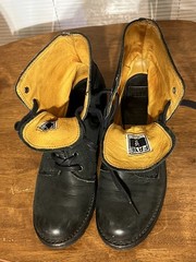 Frye Sabrina Black Leather Lace Up Ankle Boots Vibram Sole Size 7